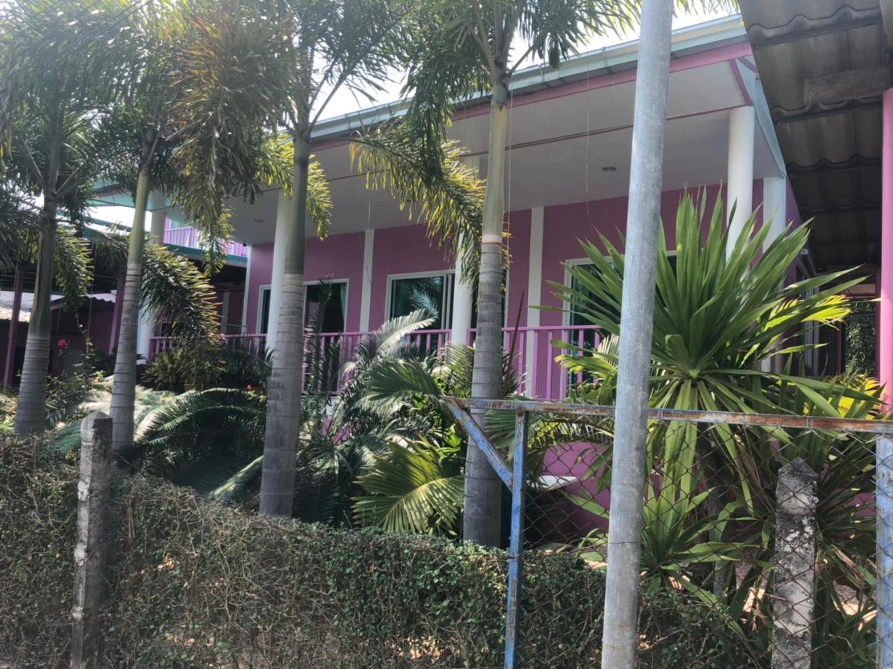 Bann Pa Su Hotel Ko Lan Exterior photo